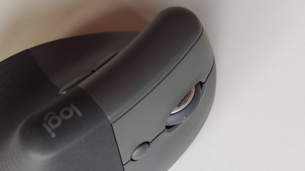 Mouse Logitech Lift - Ergonomic, Bluetooth, Vertical, Stare f buna