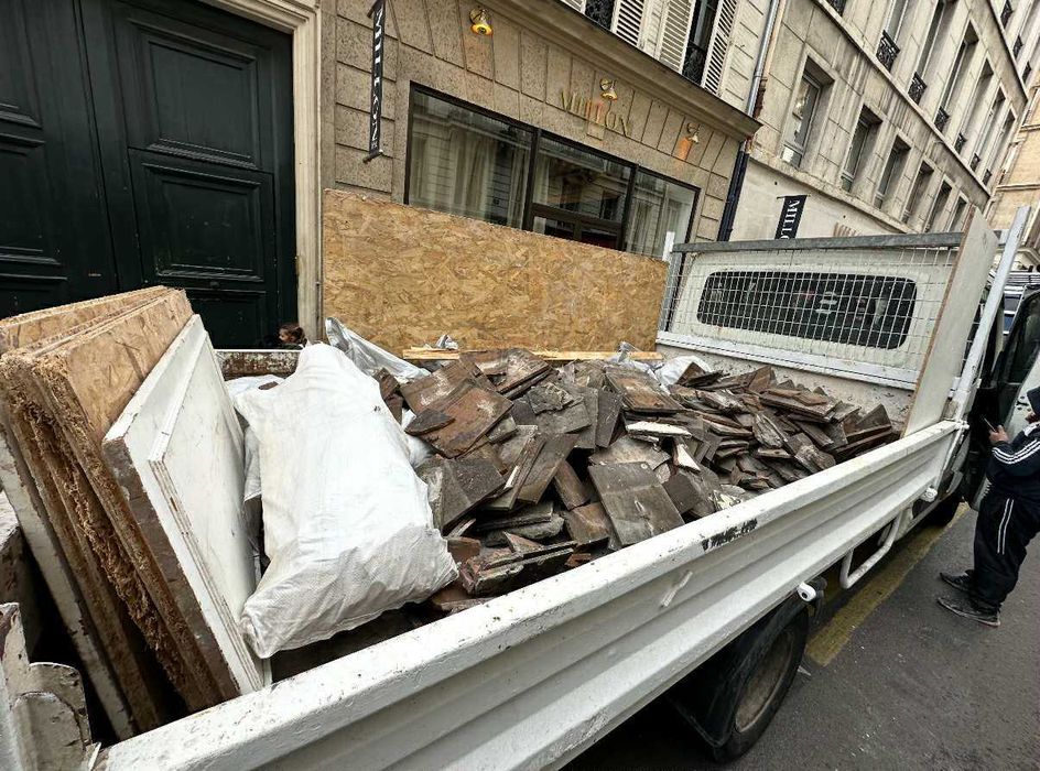 Къртене и извозване