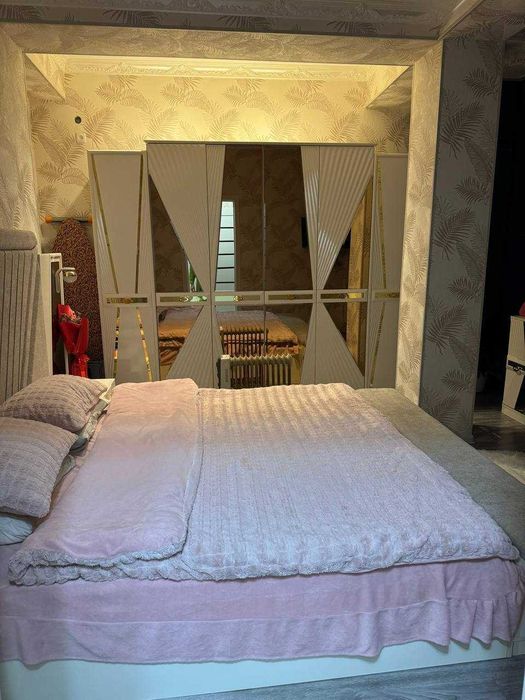 А.т.Ҳуқанди ҳудудида 3 хонали квартира ижарага берилади!!!