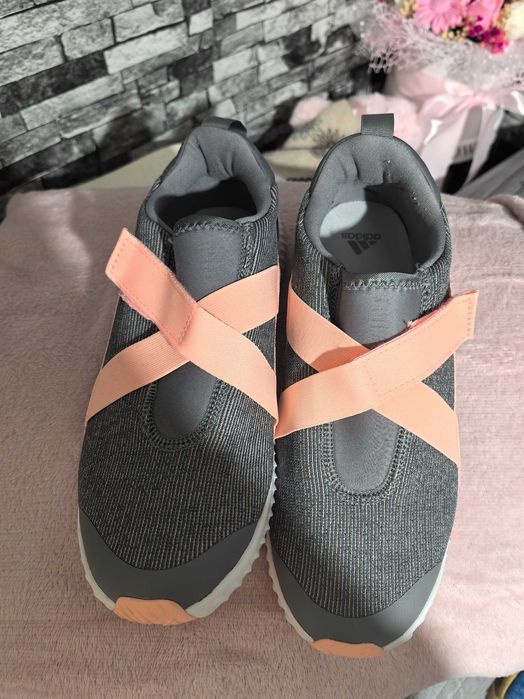 Маратонки Adidas