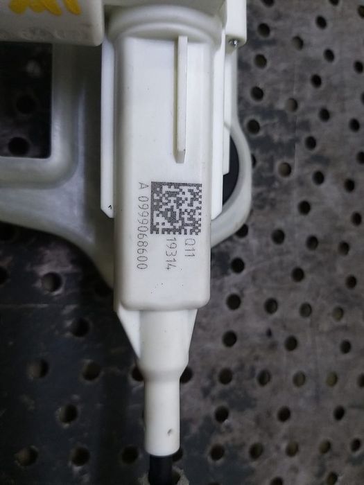 Motoras actionare broasca haion mercedes b class w247 a0999068600
