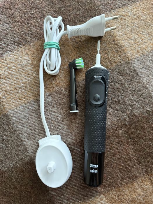 PERIUȚA electrica Braun oral B Pro timer