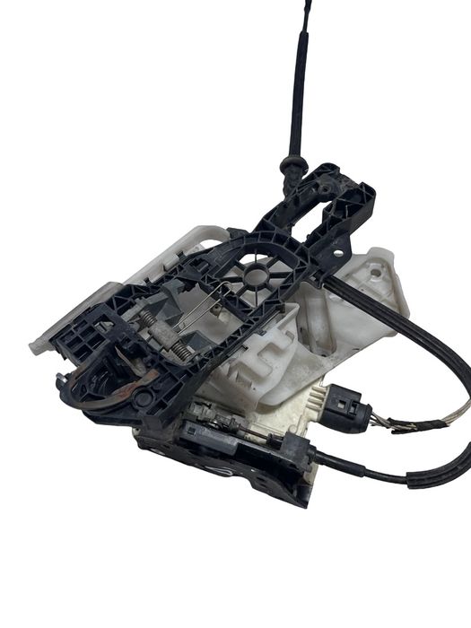 Broasca Usa + Maner Dreapta Spate Volkswagen Passat 3C2 2005 - 2010