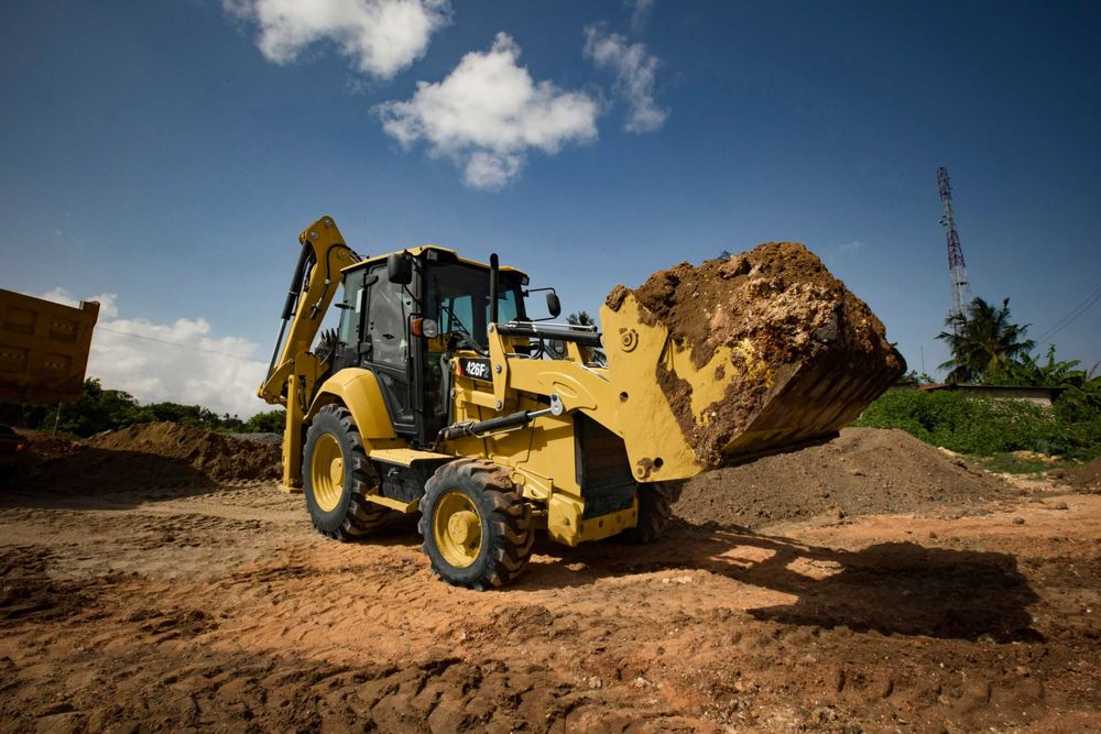 Экскаватор-погрузчик CAT [426] 1/0.24м³ В НАЛИЧИИ