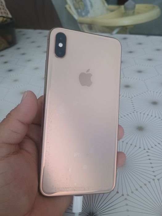 Продам iPhone Xs max 256гб