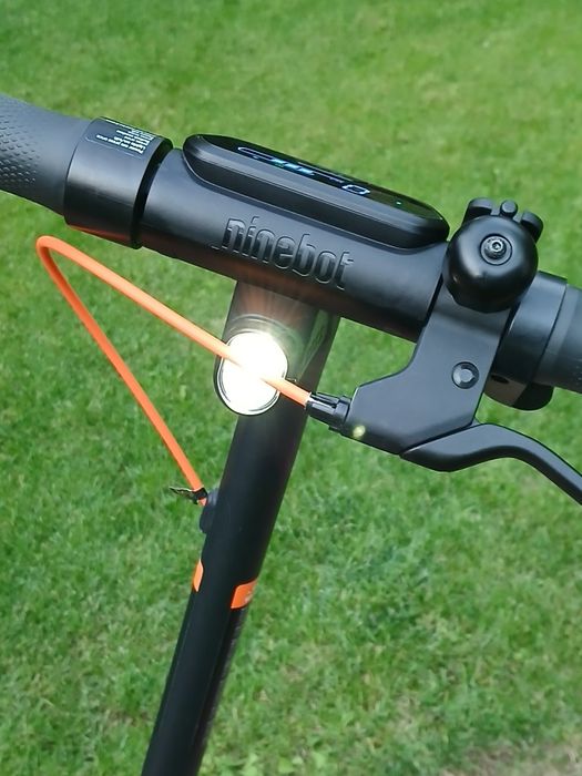 Trotinetă electrică Ninebot
