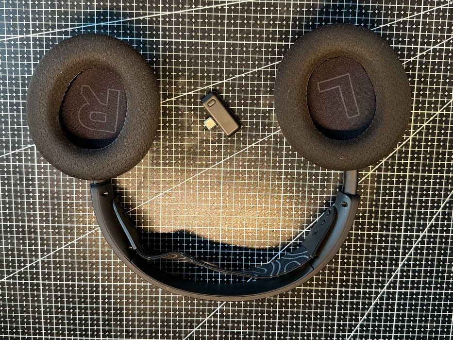 наушники SteelSeries Arctis Nova 5