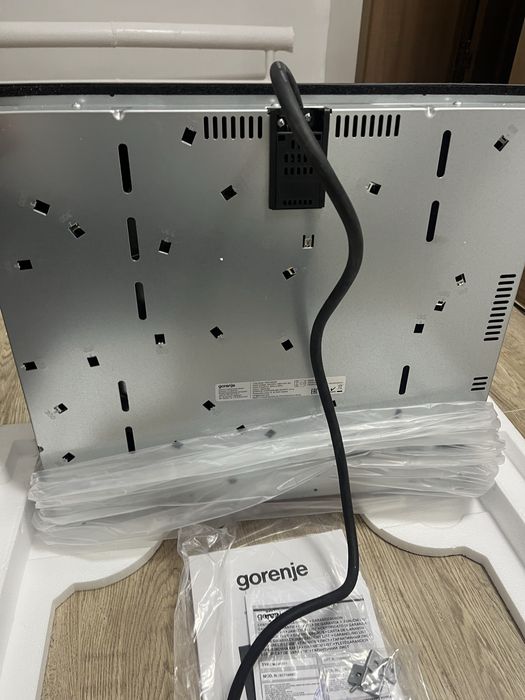 Варочная панель новая