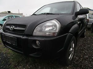 Dezmembrez hyundai tucson