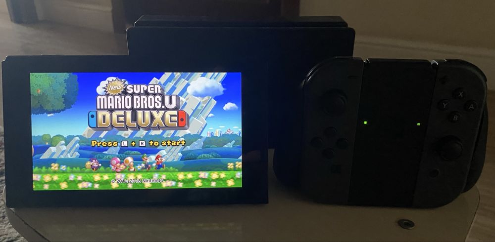 Nintendo Switch (V2) + Игры