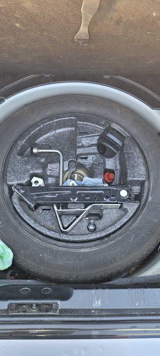 Bmw E60, 2.2i benzina
