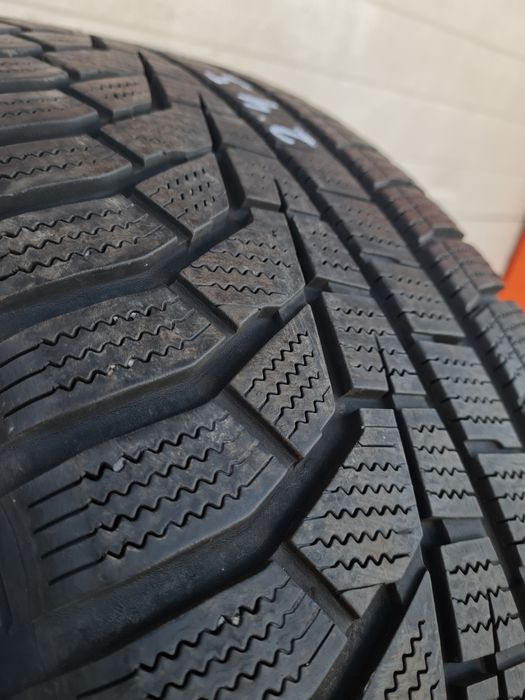 Зимни гуми 4 броя за Джип HANKOOK WinterIcept Evo2SUV 245 65 R17 дот 4020
