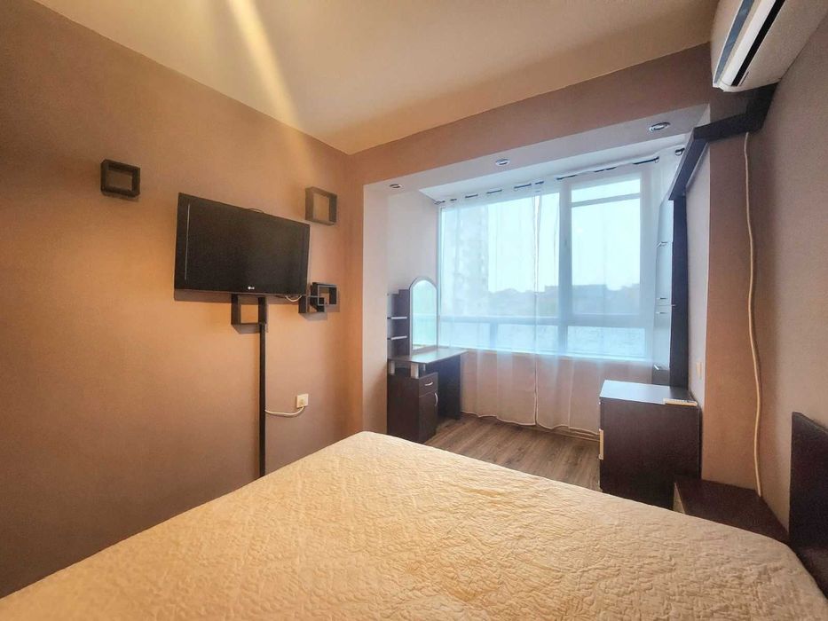 Дава се под наем Двустаен апартамент в Варна, Център - 60 кв.м за 600 € - Снимка #9