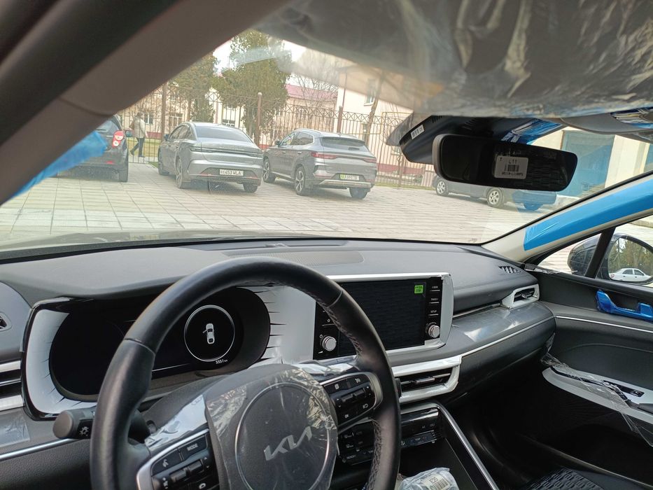 Автомобиль КИА К 5 Prestige