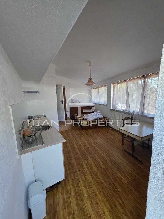 Двуетажна къща в Цигов чарк