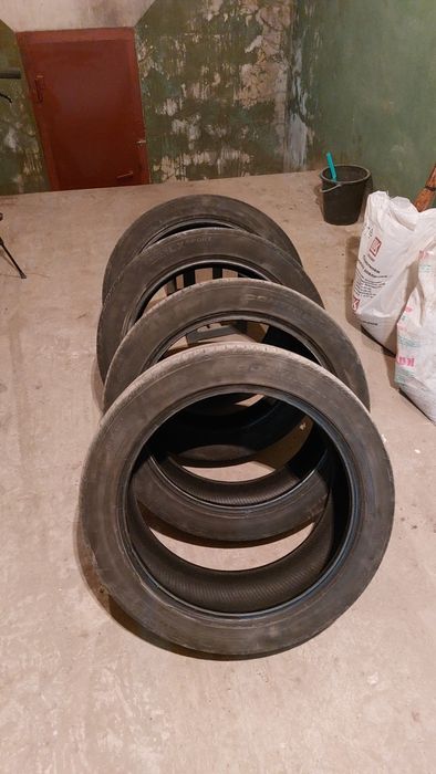 Continental 255/45 R20