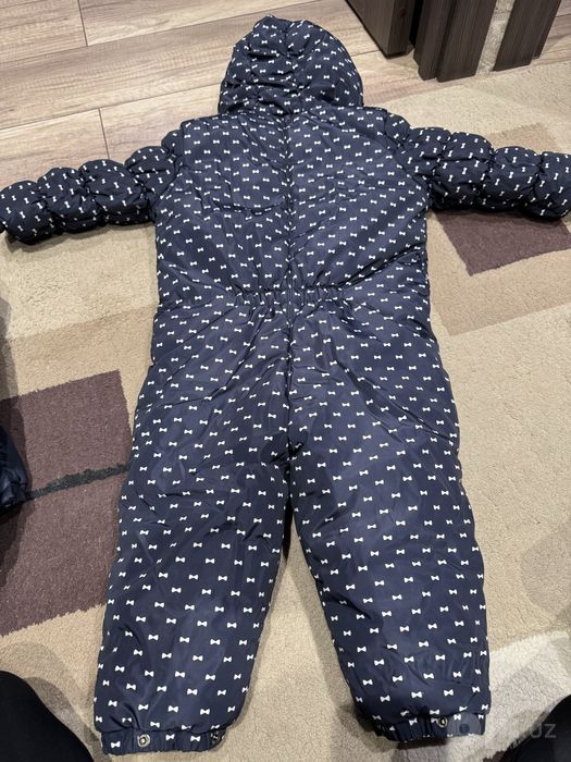 Продам комбенизон на девочку