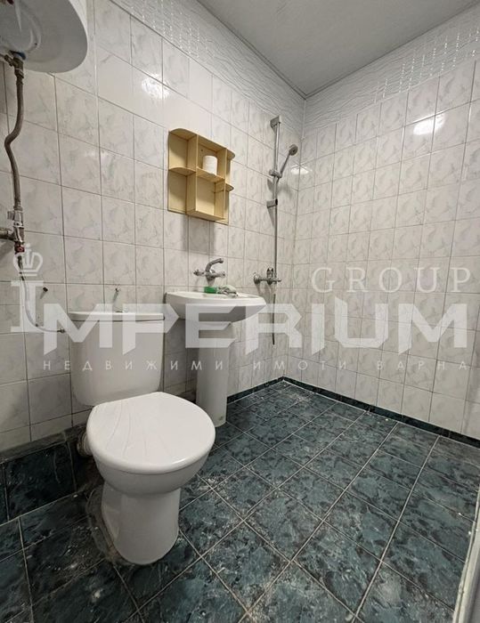 Продава ЕКСКЛУЗИВНО: Двустаен, среден апартамент * юг * след ремонт,