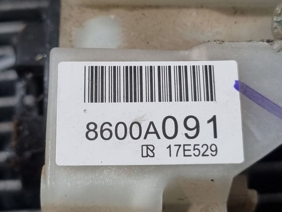 Bloc Lumini Mitsubishi L200 2006 - 2010 (1522) 8600A091