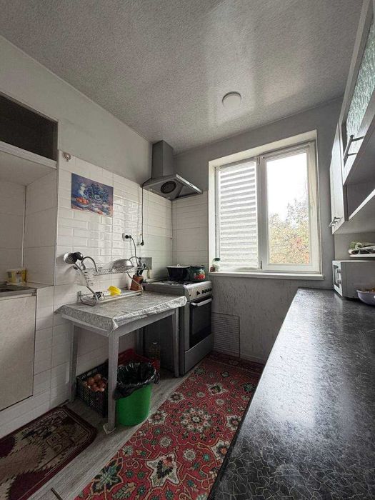 жильё 3-х комнатная 85м2 на Ц-6 ул. Амира Темура ID: 4568