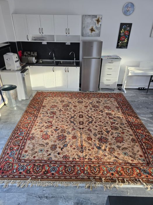 Котленски килим 1928 г дизайн Малинки