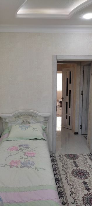 Ойбек Айбек метро аренда 3 комн евро