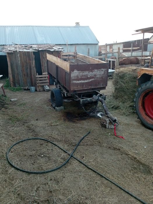 Продам трактор ,Т-25  с телегой.
