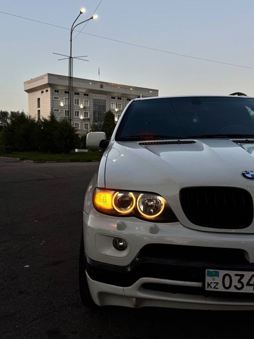 Продам машину BMB X5
