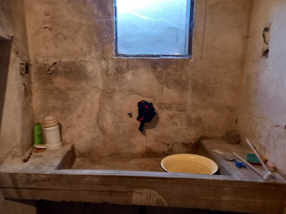 Къща с двор супер център с.Елшица