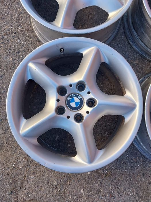 Диски R17 оригинал на BMW.