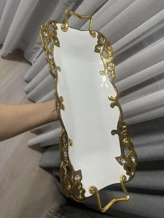 Тарелка красивая, для закусок, десертов, фруктов