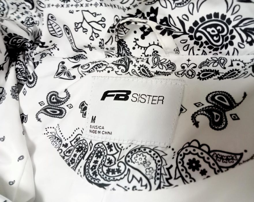 Продам куртку в отличном состоянии