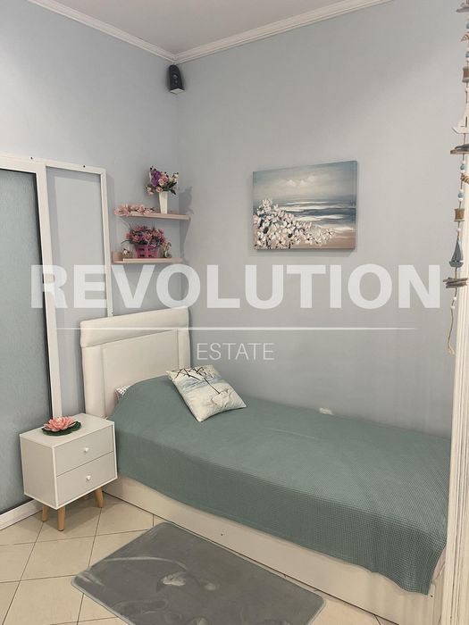 Дава се под наем Двустаен апартамент в Варна, Център - 62 кв.м за 450 € - Снимка #4