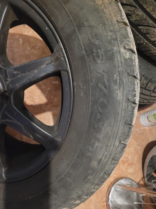 Jenți cu cauciucuri VW T4 195/75/15 C