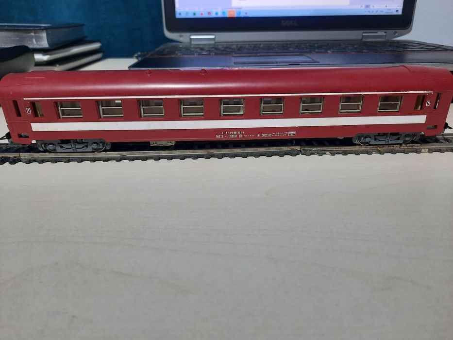 Vagon calatori clasa 1  tip 19-90 similar tren accelerat CFR anii 2000
