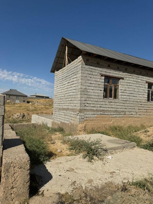 Курортта үй сатылады Срочно.