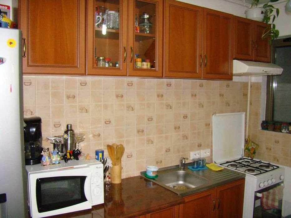 Garsonieră spațioasă de vânzare, etaj 7/15, decomandată, bucătărie separată