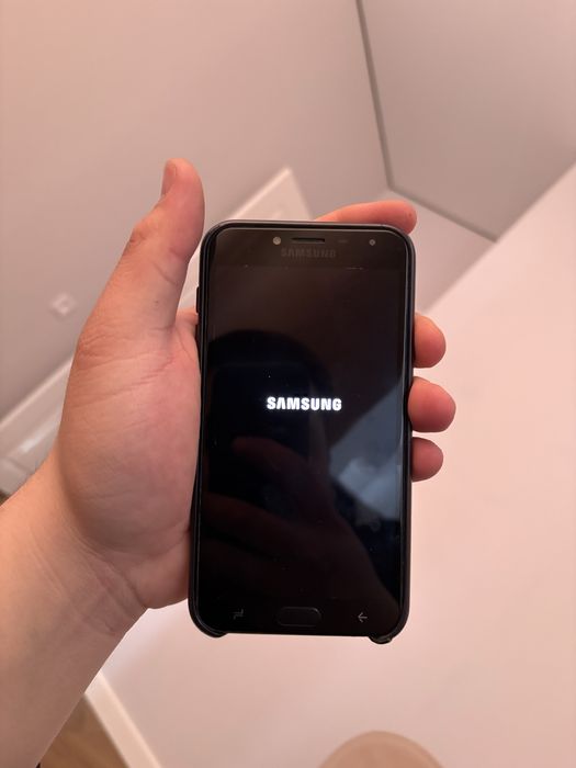 Продам samsung j4. В хорошем состояние.