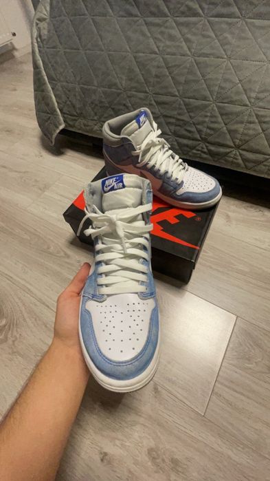 Jordan 1 High Hyper Royal Brand New