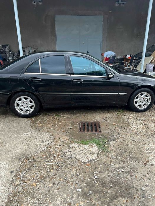 Mercedes C200 W203 na chasti Compressor 150hp Мерцедес Ц200 на части