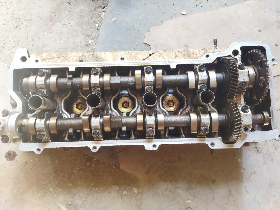 Головка блока цилиндров 2TZ-FE