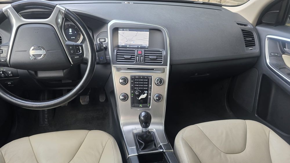 Volvo XC 60 D3 * Motor 2.0 în 5 cilindri * Euro 5 * Cutie Manuala