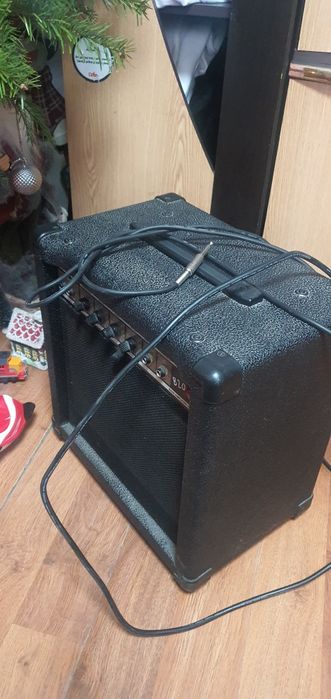 Stație chitara electrica...