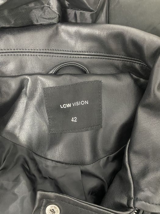 кожаная куртка женская