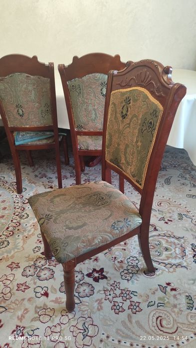 Продается Стулья