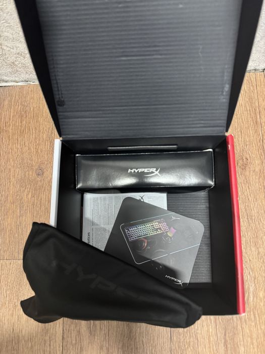 Игровые наушники hyperx