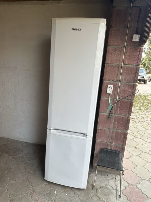 Холодильник BEKO