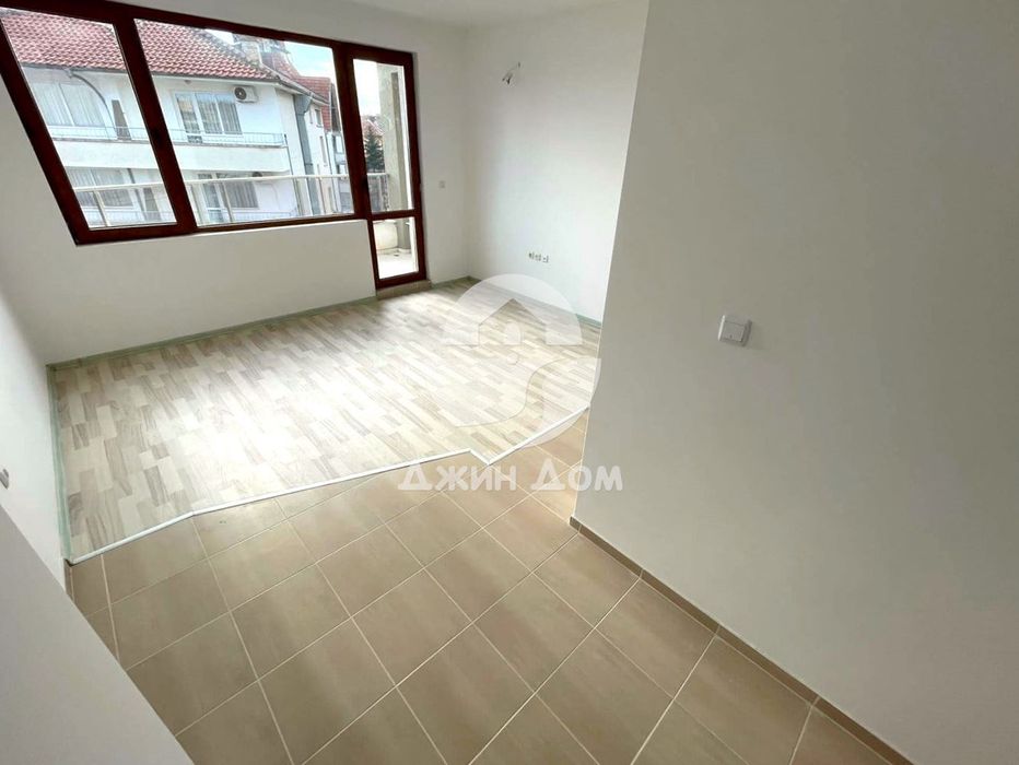 Продава се Тристаен апартамент в с. Равда, Област Бургас - 174 кв.м за 690 €/кв.м - Снимка #1