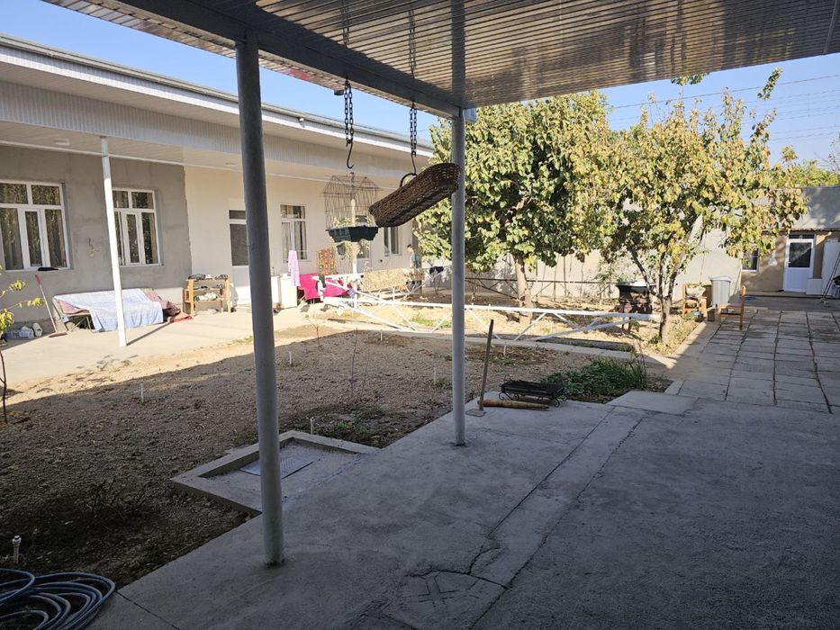 Talabalar uchun to’rar joy, hovli