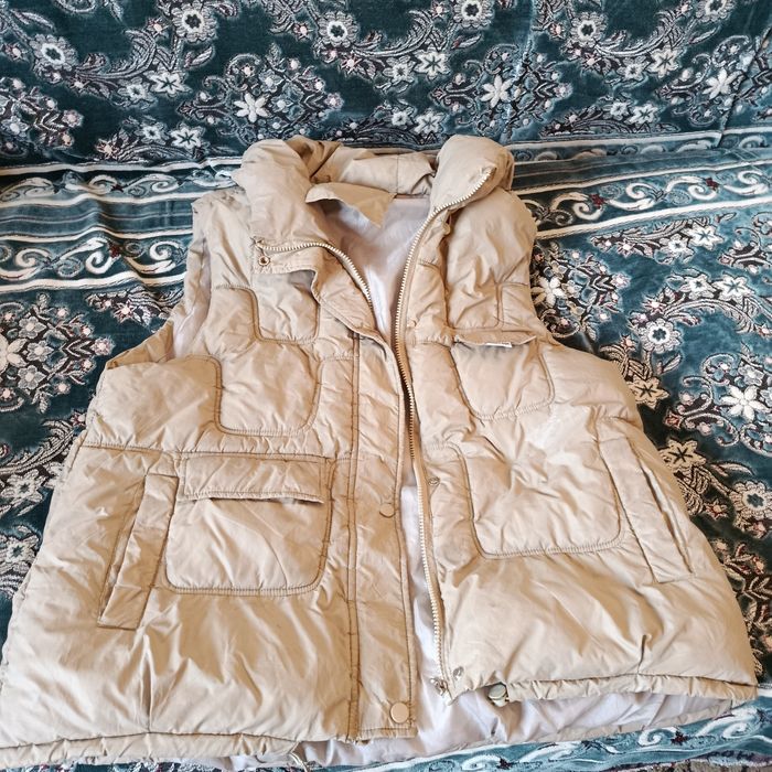 Курти,ветровки, безрукавка